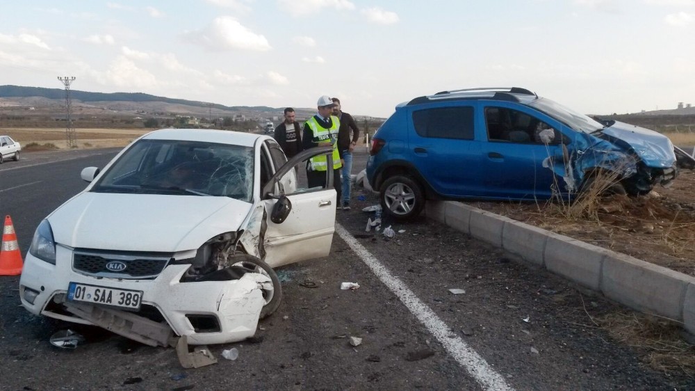 Nişanlısını görmeye giderken kaza yaptı: 9 yaralı