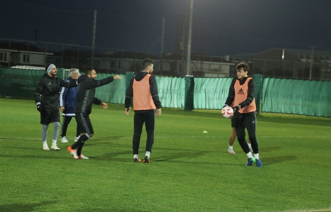 Şanlıurfaspor Antalya’daki kamp çalışmalarını sürdürüyor