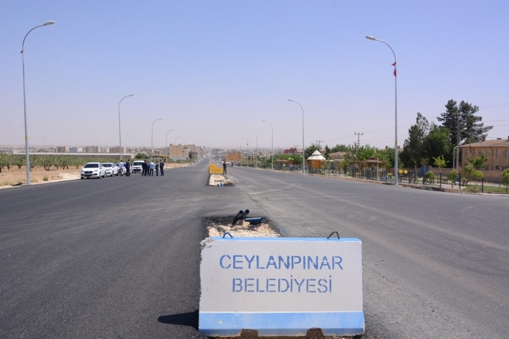 Ceylanpınar’ın dört bir yanına asfalt serimi yapıldı