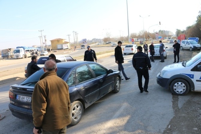 Kaymakam Yosunkaya yol kontrol ve arama noktalarını denetledi