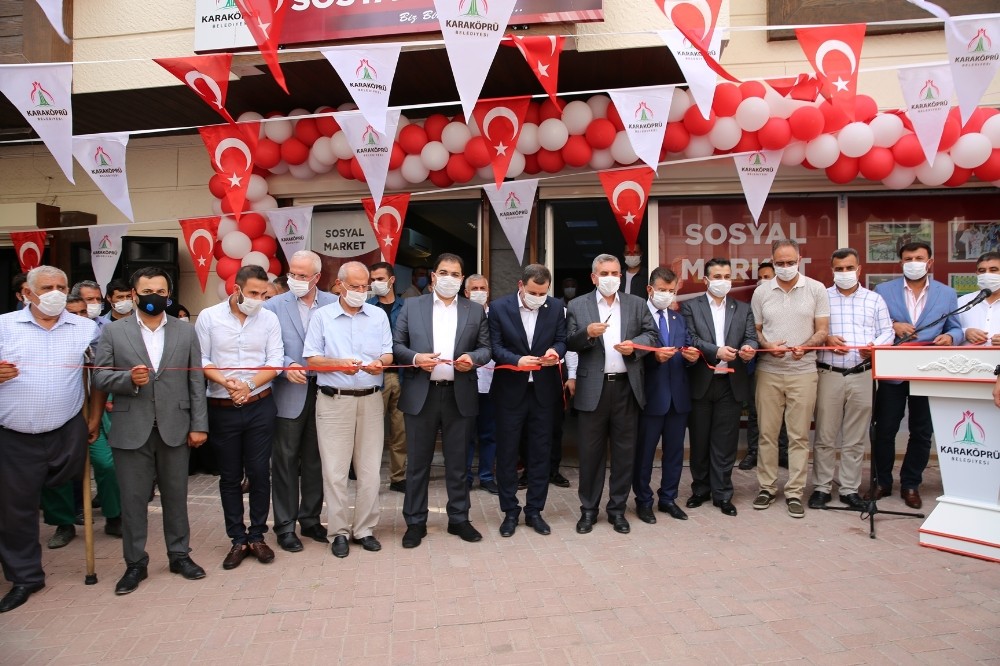 Karaköprü’de sosyal market açıldı