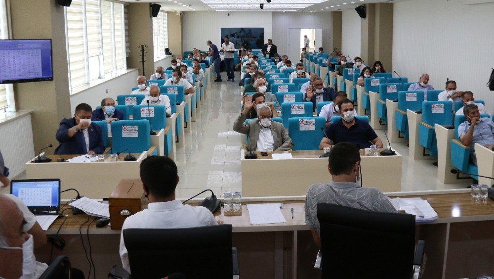 Büyükşehir Belediye meclisi 2019’da yapılan projeleri değerlendirdi