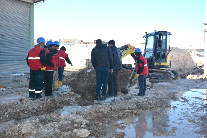 Ceylanpınar’da elektrik şebekesi yer altına alınıyor