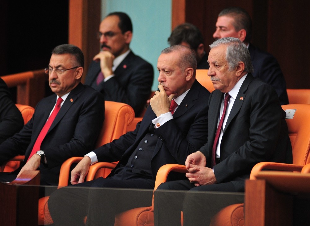 Cumhurbaşkanı Erdoğan, Pervin Buldan kürsüye çıkınca TBMM Genel Kurulu salonundan erken ayrıldı