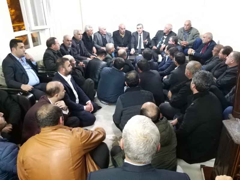 Ak Aday Beyazgül Dur Durak Bilmiyor