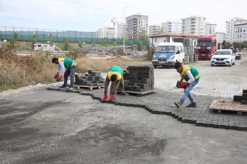 Başkan Baydilli İle Karaköprü'de Yol Atağı Sürüyor