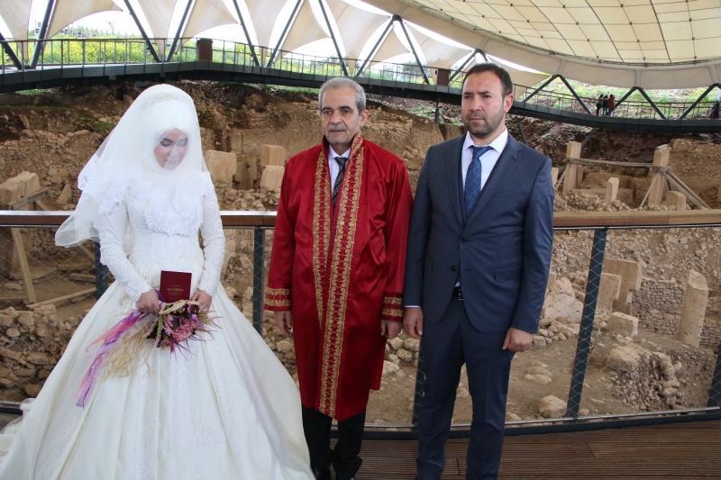 Başkan Demirkol Göbeklitepe'de Nikah Kıydı