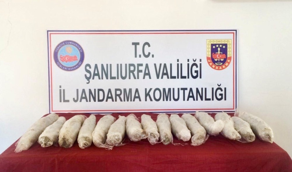 Şüpheli araçtan 11,5 kilo uyuşturucu çıktı