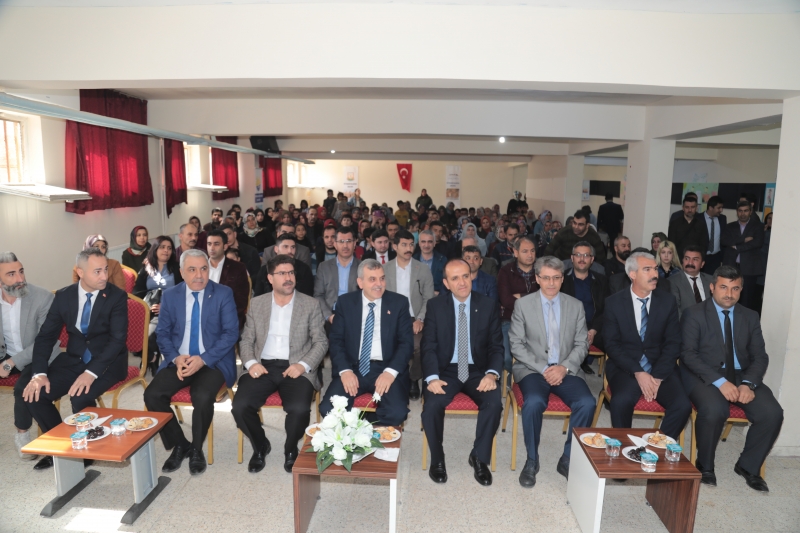 ÇOCUKLARIN '7 PEYGAMBER 7 TEMA' TİYATROSU İLGİ GÖRDÜ