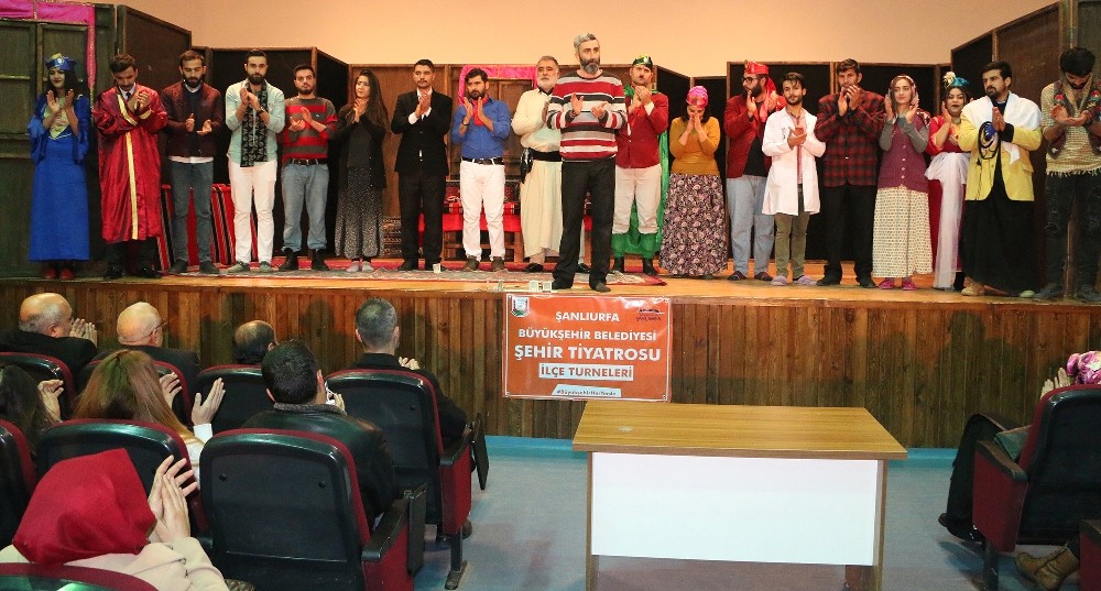 Şanlıurfa Şehir Tiyatrosu perdelerini açıyor