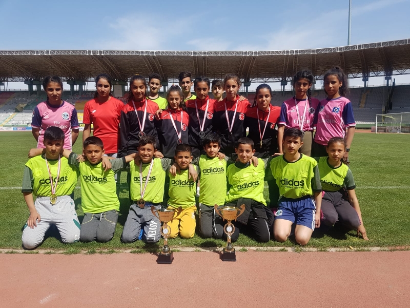Eyyübiye Belediyesi Gençleri Spora Yönlediriyor
