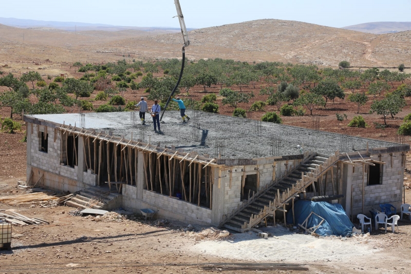 Eyyübiye Belediyesinin Her Mahalleye Kırsal Konak Yapımı Devam Ediyor