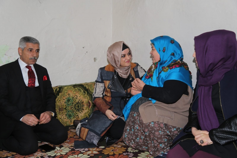 Eyyübiye'de Çat Kapı Ev Ziyaretleri Devam Ediyor