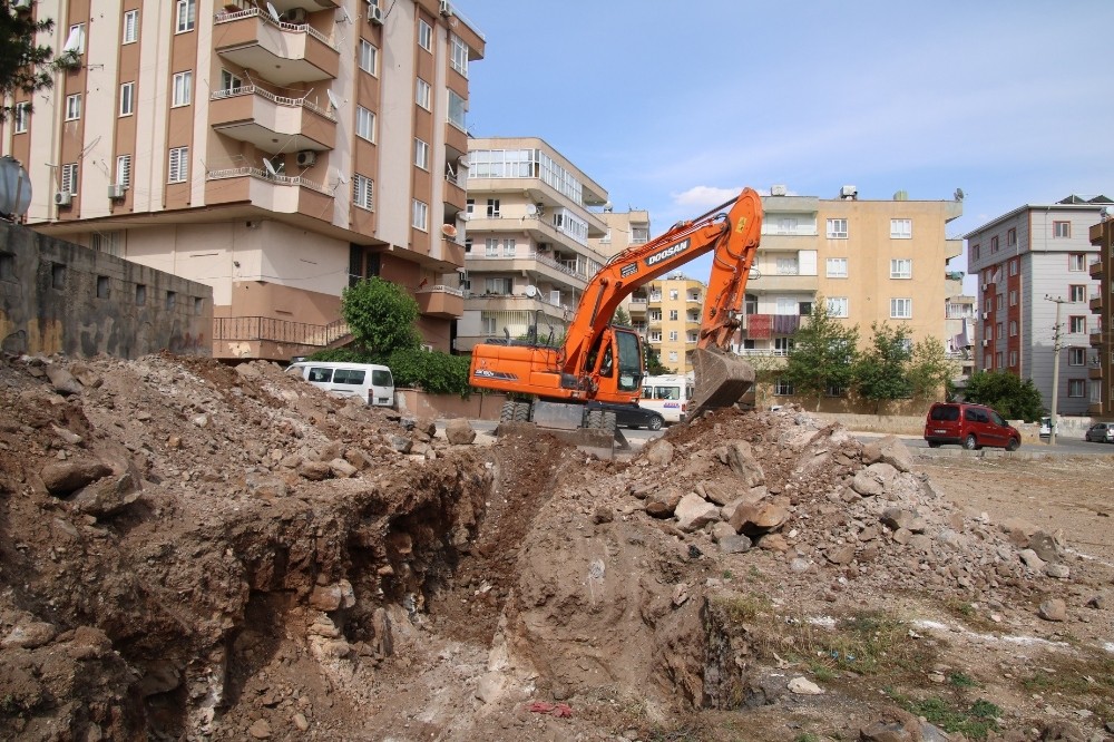 Büyükşehir’den Haliliye’ye ikinci modern semt pazarı