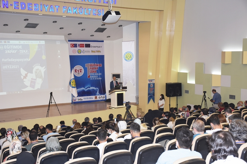 Harran Üniversitesi’nde 1. Ulusal Eğitimde Yapay Zekâ Uygulamaları Kongresi Başladı