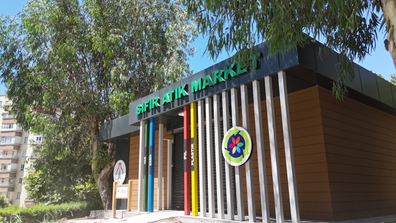 KARAKÖPRÜ BELEDİYESİ’NDEN ÇEVREYE DUYARLI PROJE: ‘SIFIR ATIK MARKET’ KAZANDIRILDI