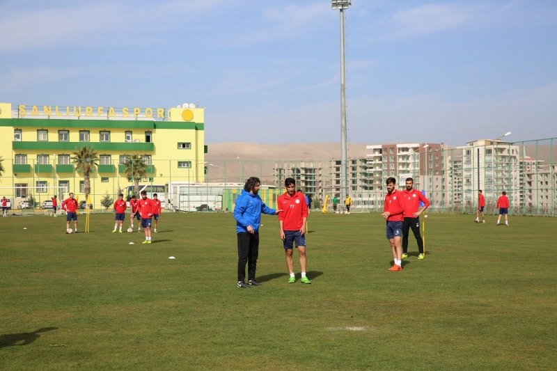 Karaköprü Belediyespor Tepecık’İ Bekliyor