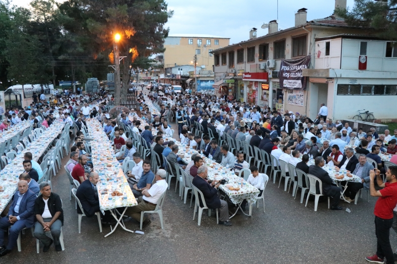 Kardeşlik Sofrasında Adres Bu Kez Hilvan