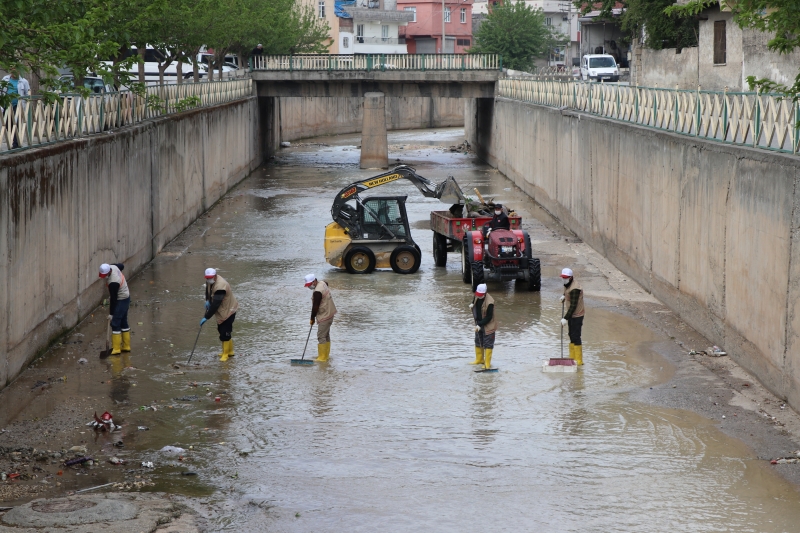 Larvalarla mücadelede kararlı bir çalışma yürütülüyor