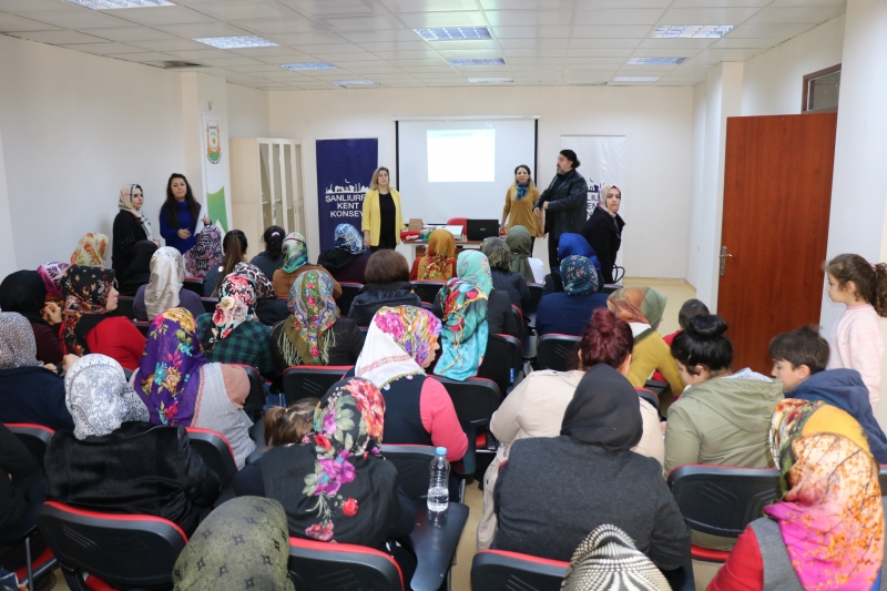 Şanlıurfa Kent Konseyin'den Anne Sütü Ve Bebek Emzirme Eğitimi