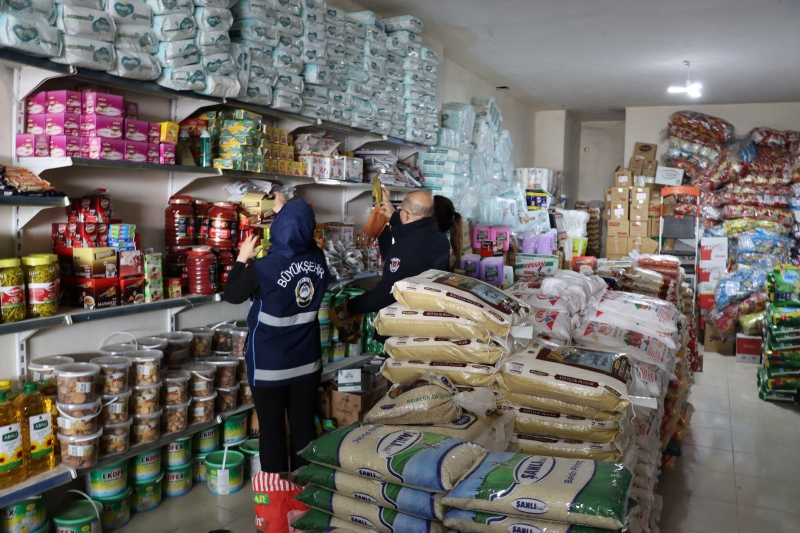 Şanlıurfa’da Zabıta Operasyonu! Raflardan Zehir Çıktı!