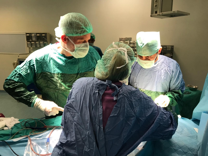 Siverekde ilk kez venriküloperitoneal şant operasyonu gerçekleştirildi.