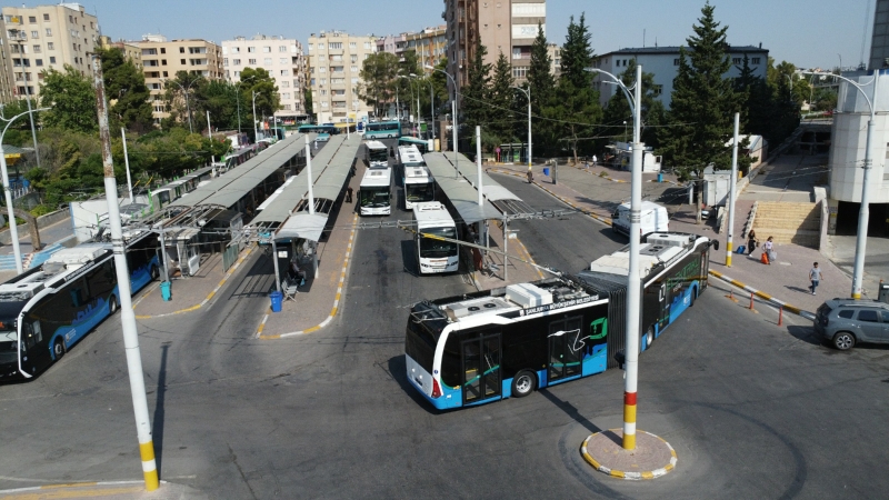 TRAMBÜS ULAŞIMI RAHATLATIYOR