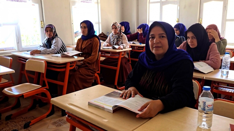 Eyyübiye’de Kadınlar Kursta Çocuklar Kreşte