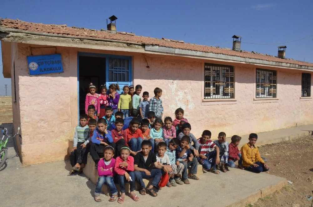(Özel haber) Öğrencileri, Tunceli’de kaçırılan Necmettin öğretmeni bekliyor