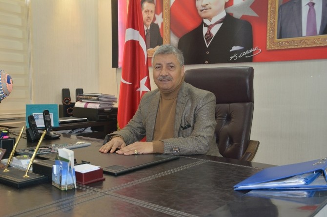 Birecik Belediye Başkanı Faruk Pınarbaşı isim değişikliği konusunu devletin zirvesine taşıyor