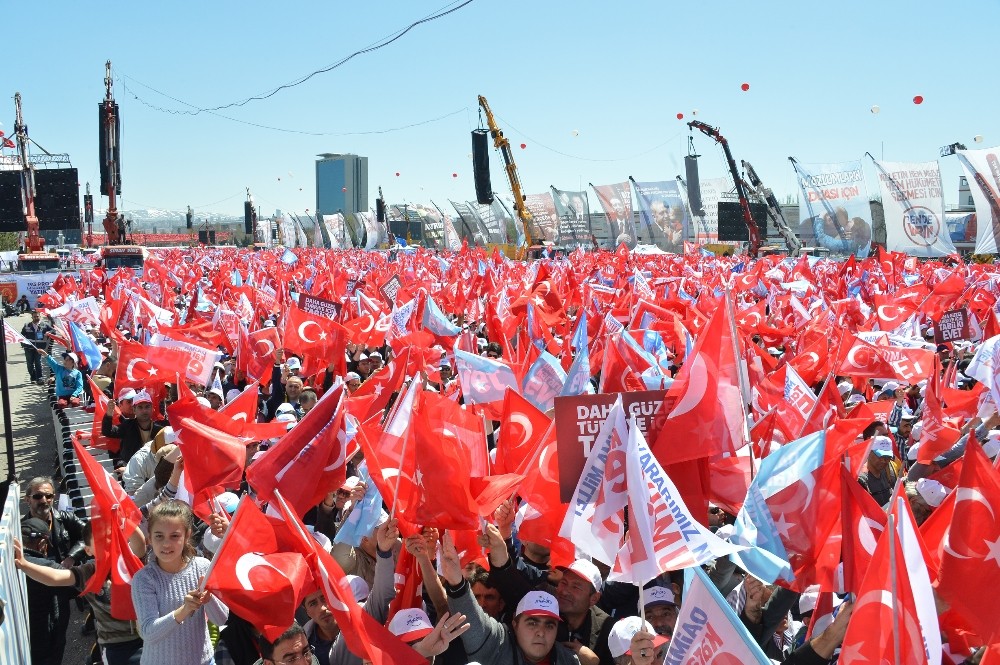 Başkent’te toplu açılış yüz binlerin katılımıyla yapıldı