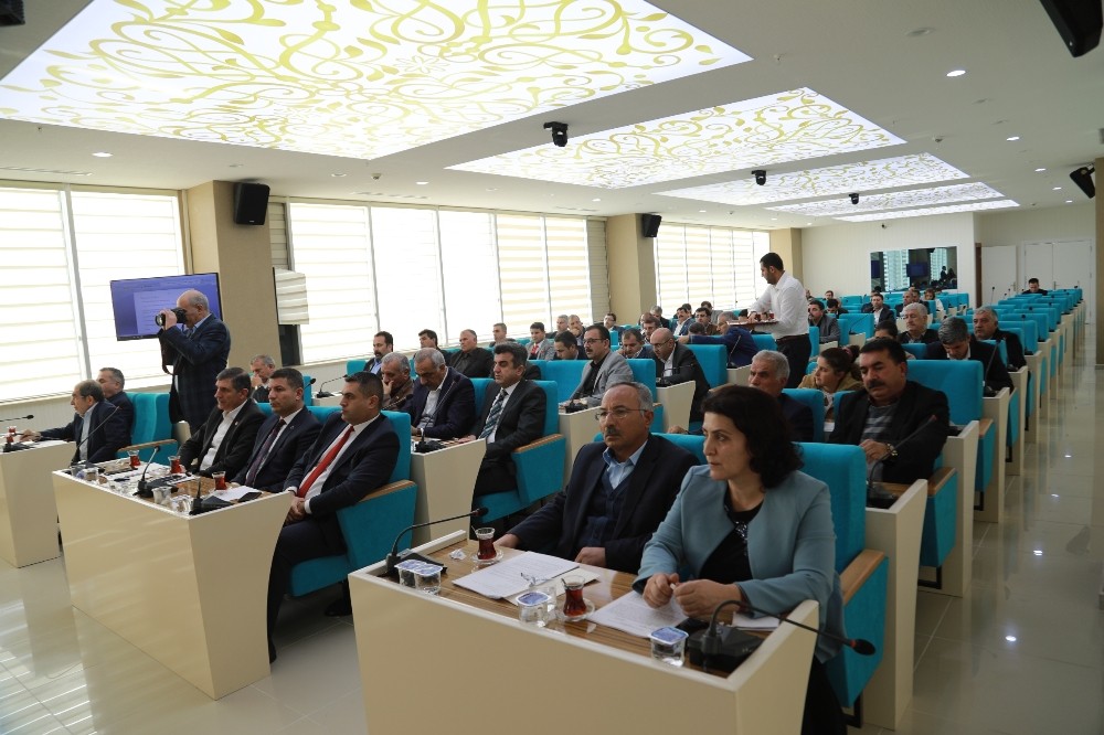 Büyükşehir belediye meclisi 2018’in ilk oturumu gerçekleştirdi