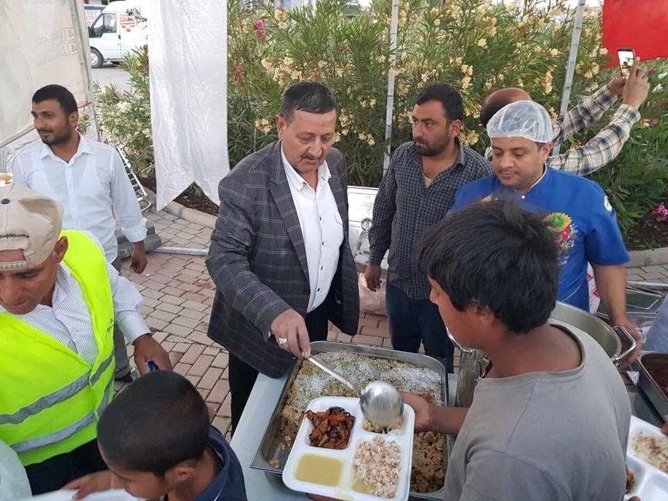 Harran Belediyesinden her gün 700 kişiye iftar