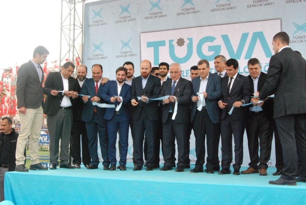 Bilal Erdoğan Şanlıurfa’da TÜGVA binasının açılışını yaptı