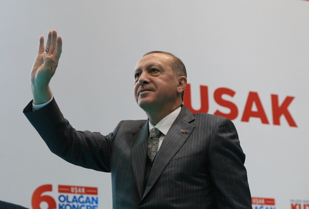 Cumhurbaşkanı Erdoğan: “İhanet edenlerin peşlerini bırakmayacağız”