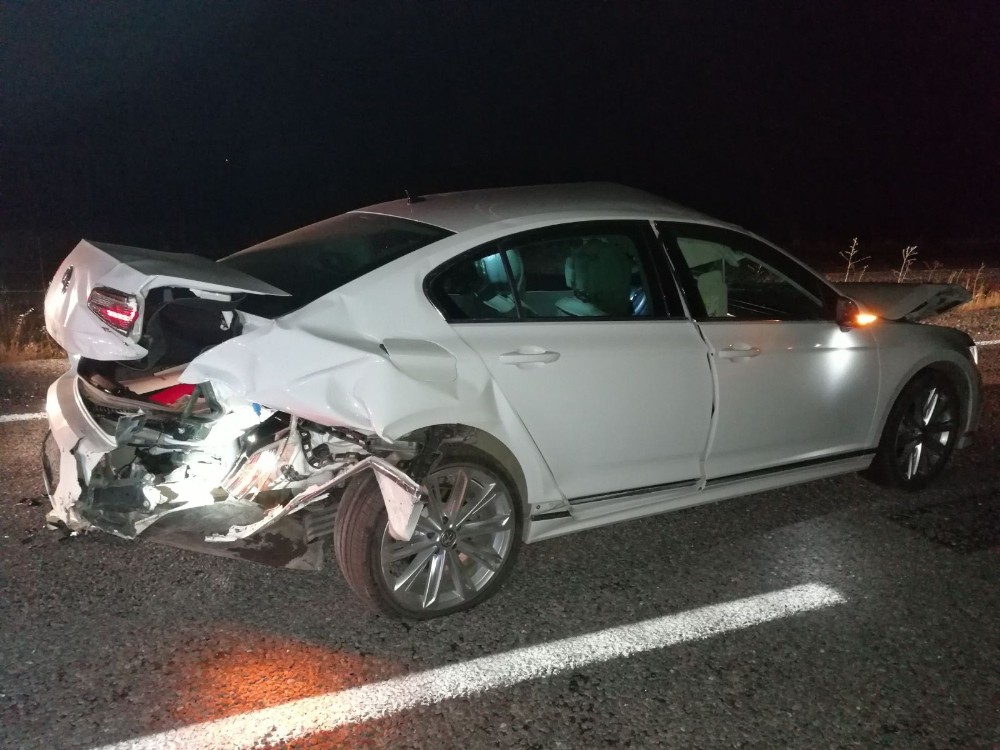 Yola çıkan inek kazaya neden oldu: 9 yaralı