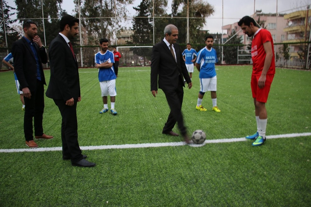 Haliliye’de mahalleler arası futbol turnuvası başladı