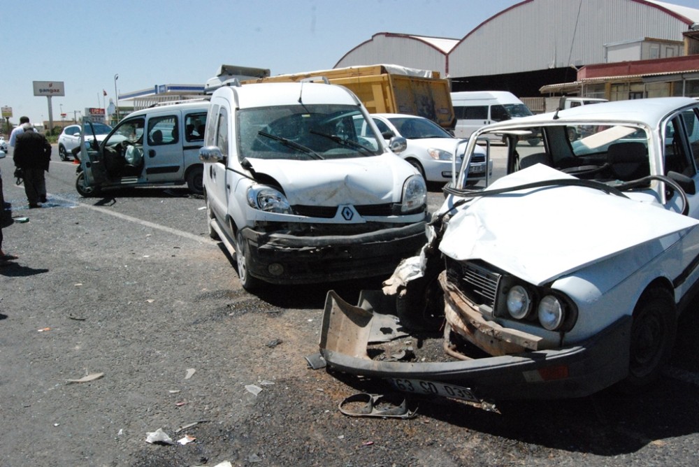 Şanlıurfa’da zincirleme trafik kazası: 5 yaralı