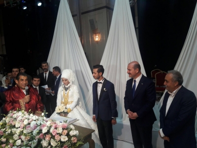 Bakan Soylu ve Fakıbaba, nikah şahidi oldu