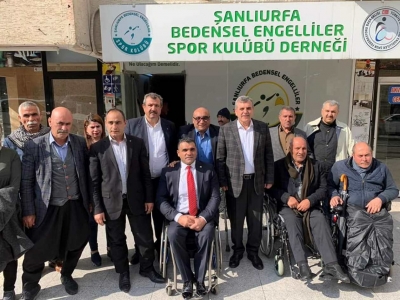  Başkan adayı Av. Zeynel Abidin Beyazgül Engellilerle