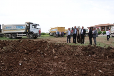 Başkan Demirkol, Ahmet Yesevi'deki 3 Yeni Parkın Yapım Çalışmalarını İnceledi