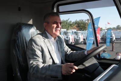 BÜYÜKŞEHİR ARAÇ FİLOSUNU GÜÇLENDİRİYOR
