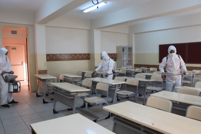 BÜYÜKŞEHİR BELEDİYESİ SINAV ÖNCESİ OKULLARI DEZENFEKTE EDİYOR
