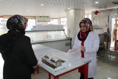 BÜYÜKŞEHİR DESTEK VERDİ, KENDİ İŞ YERİNİ AÇTI