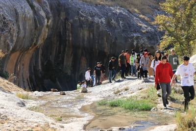 BÜYÜKŞEHİR GENÇLİK MECLİSİ’NDEN ŞANLIURFALI GENÇLERE HALFETİ GEZİSİ