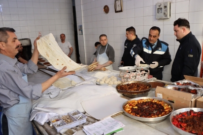 BÜYÜKŞEHİR ZABITADAN EKMEK FIRINLARINDA DENETİM