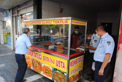 BÜYÜKŞEHİR'DEN KALDIRIM İŞGALLERİNE SINIRLAMA
