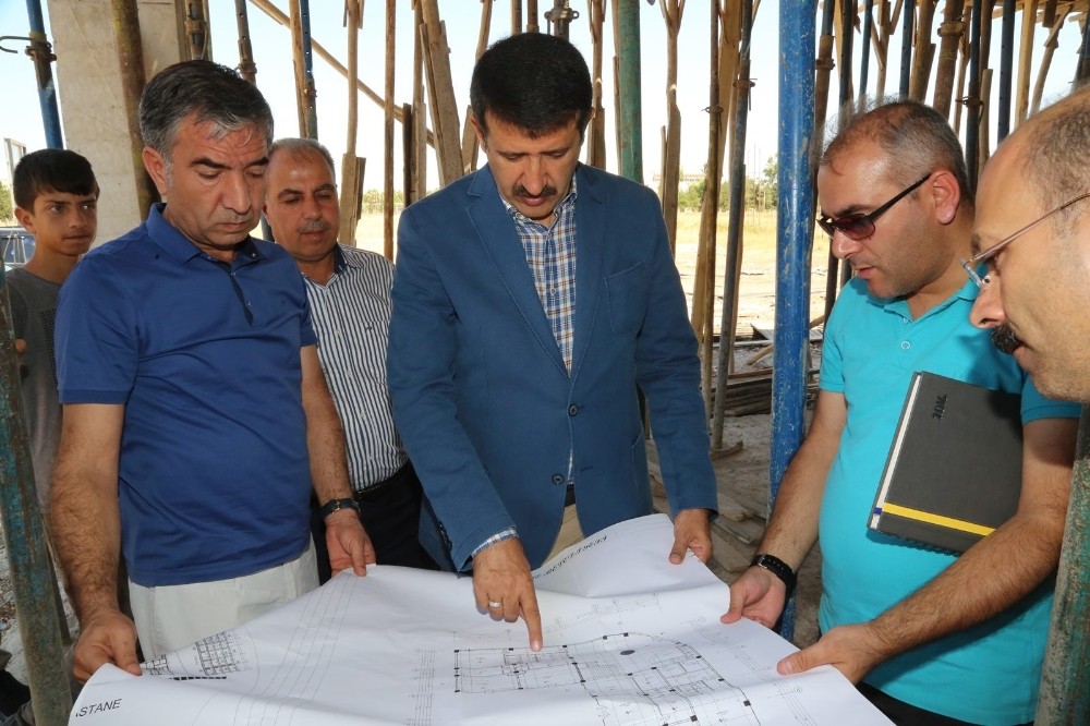 Belediye Başkanı Ekinci misafirhane inşaatında incelemelerde bulundu