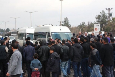 Elektrik Kesintilerine Tepki Gösteren Mahalleli Yol Kapattı
