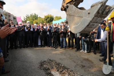 EYYÜBİYE’DE DOĞALGAZ İÇİN İLK KAZMA VURULDU, TEMEL ATILDI.